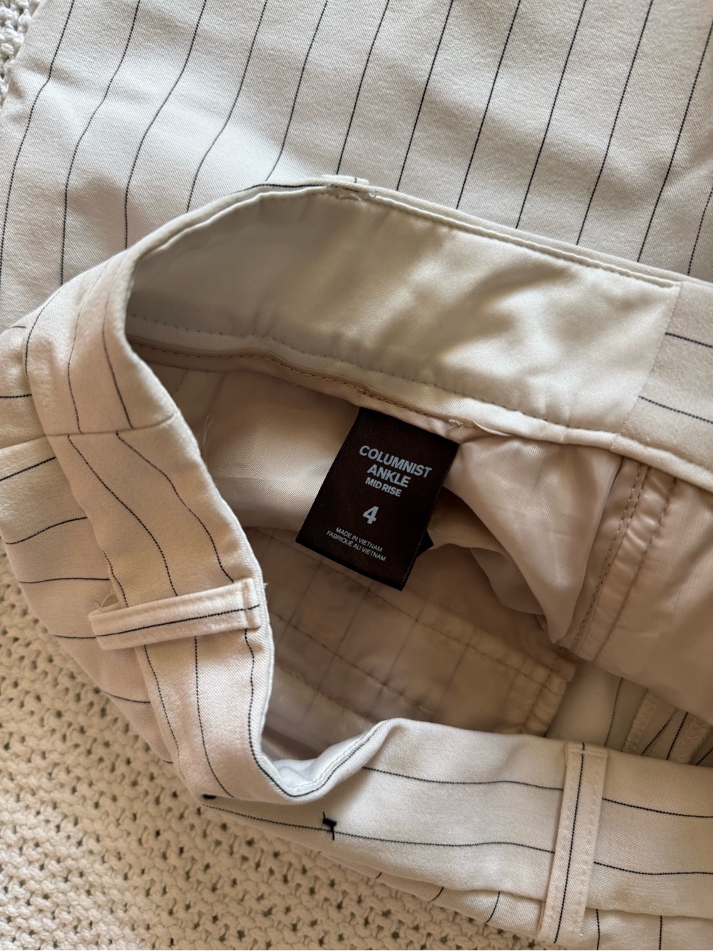 Express pants - Picture 2 of 3